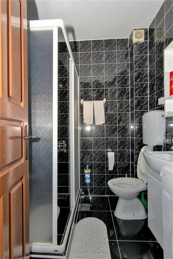Апартаменты Garden apartment Bečići Бечичи-12